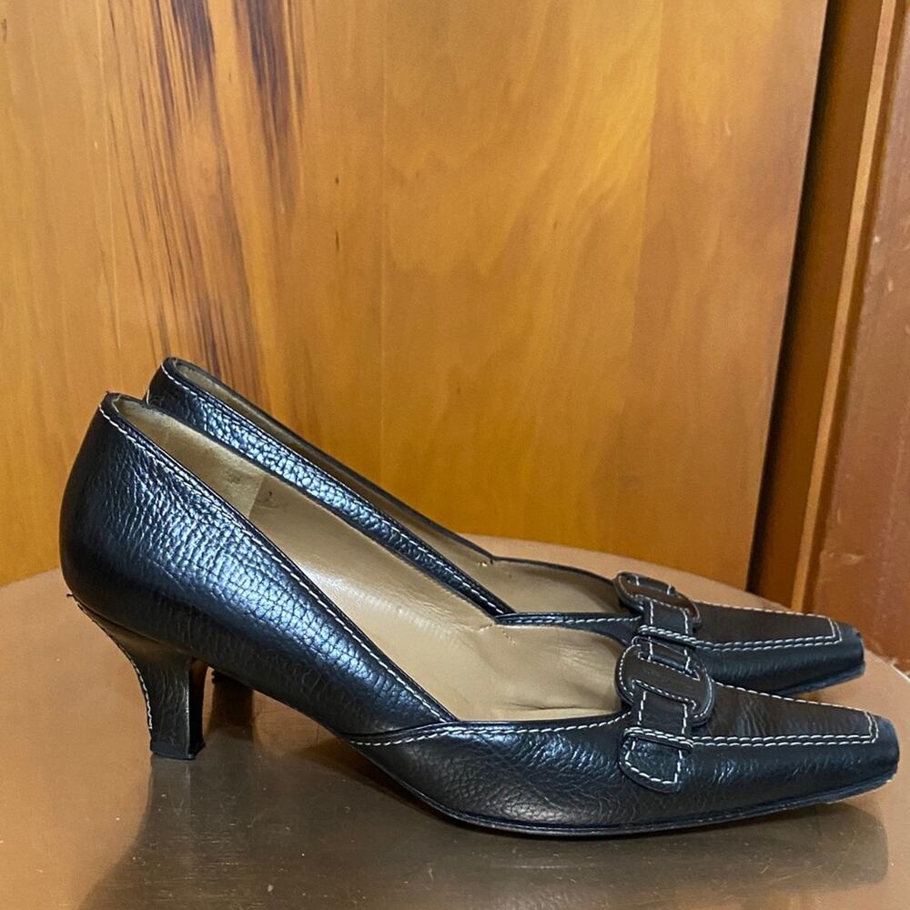 Salvatore Ferragamo Black Leather Loafers Contrast White Stitching Buckle Detail - Picture 2 of 11